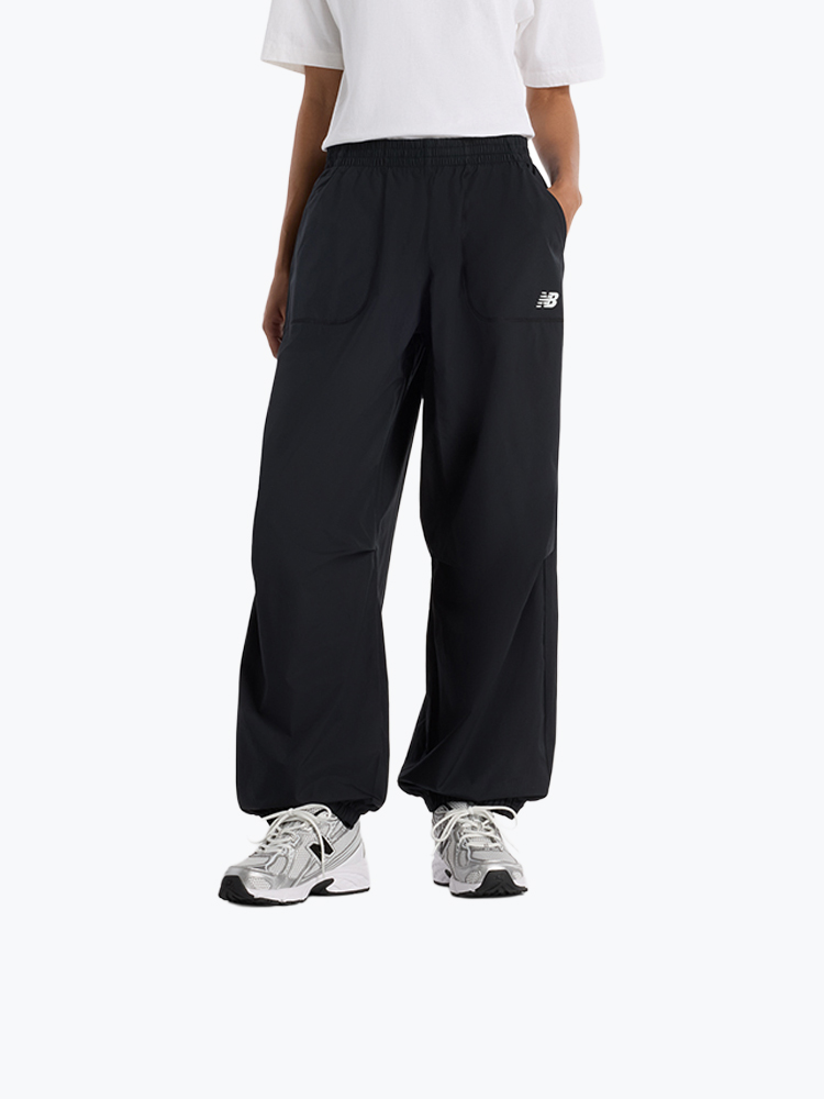 New Balance New Balance - Trackside Woven Pant Black - Broeken - Dames Zwart Broeken